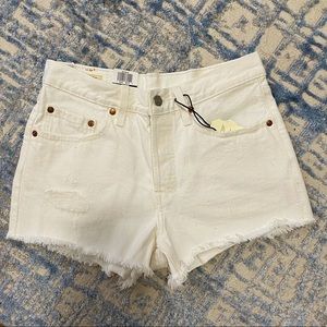 Levi’s 501 Mid-Rise White Shorts